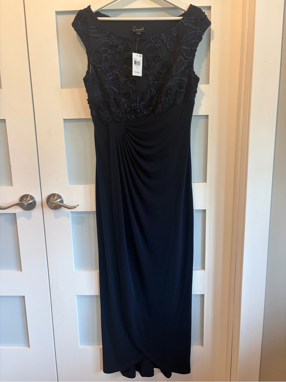 Connected Apparel NWT Navy Size 10 Long Formal Dress Emroidered